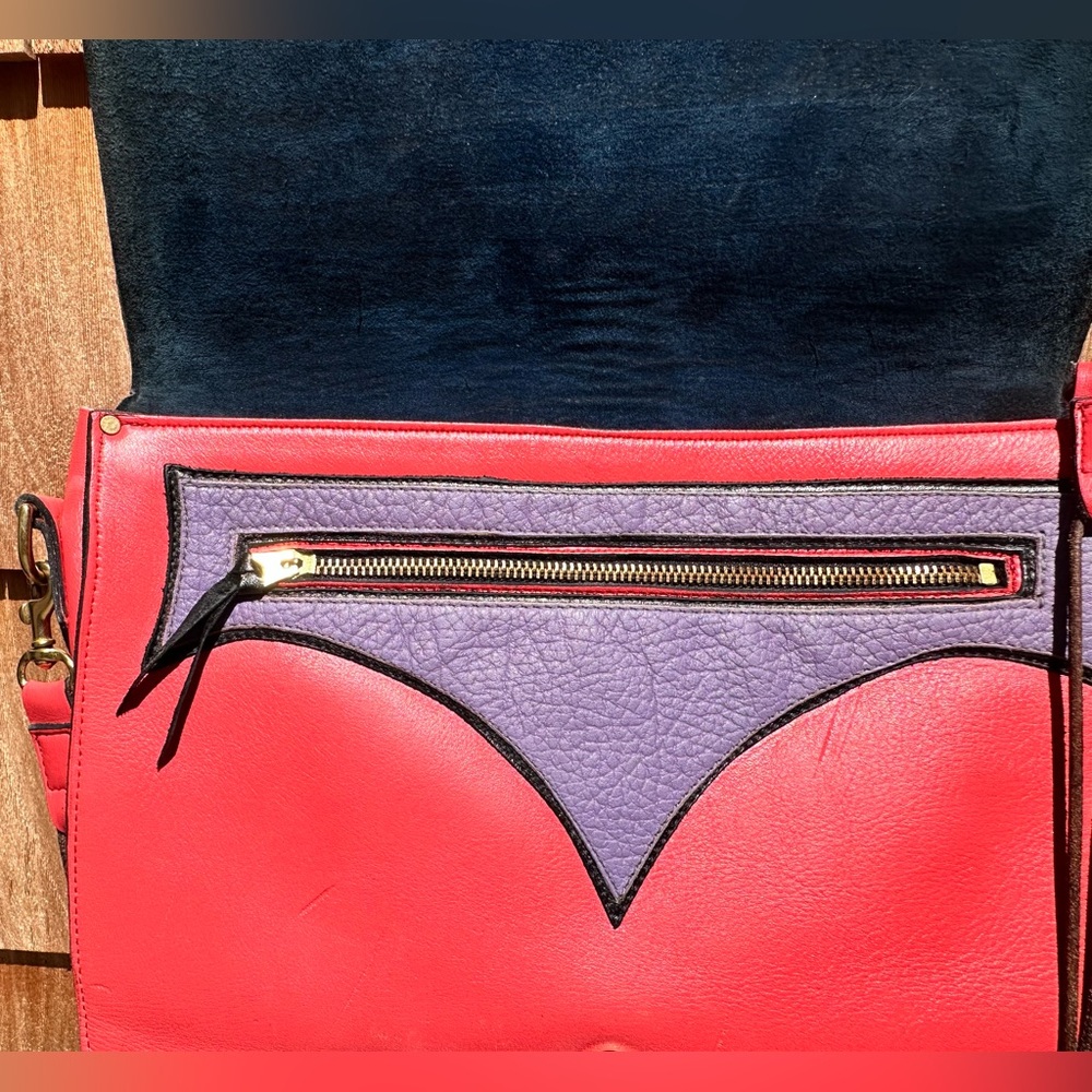 Vintage 1970s-1980’s Leather Crossbody/Shoulder Bag - Picture 9 of 14